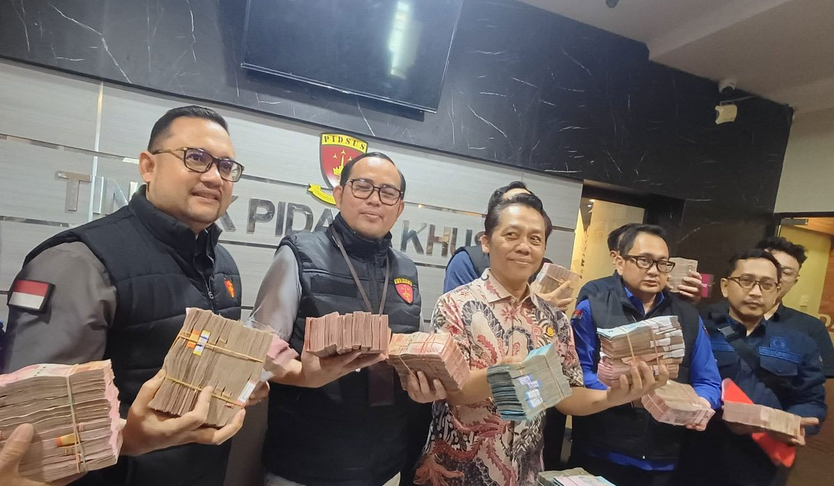 VIRAL! Skandal Tambang Jatim Terbongkar, Kadis ESDM dan Anak Buah Ditahan